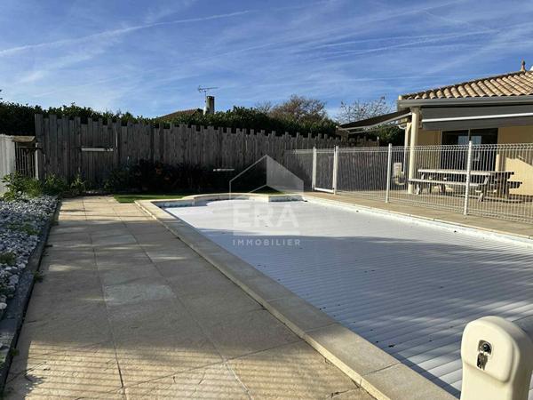 Maison à vendre indivoduelle  plain pied- 4 chambres avec piscine