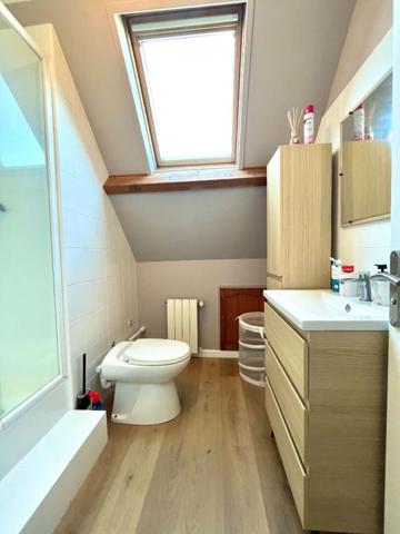 Maison  6 pièce(s) 140 m2 - Terrain 2556m²