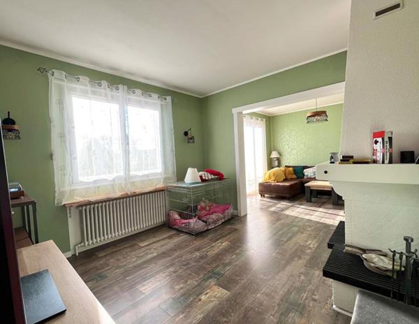 Maison  6 pièce(s) 140 m2 - Terrain 2556m²