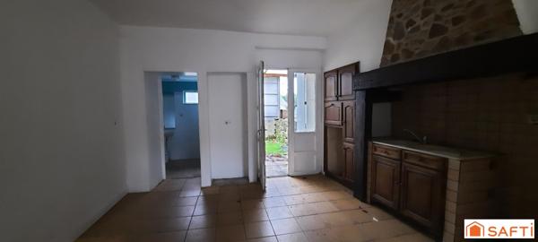 maison de village avec terrasse proche centre ville