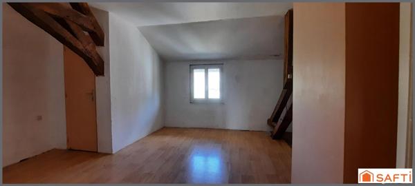 maison de village avec terrasse proche centre ville