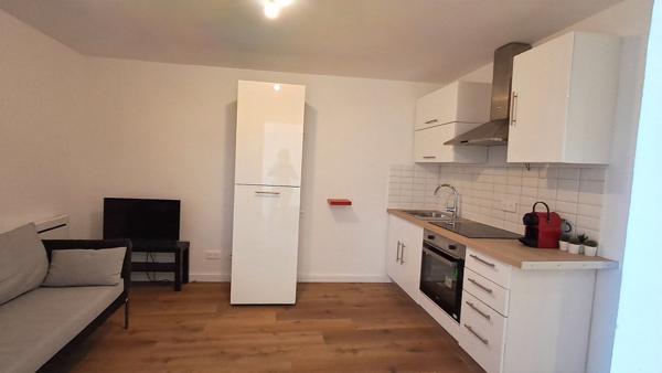 Appartement à louer en bail à mobilité T3 meublé de 62,32m² habitable plus balcon secteur St Charles Marseille