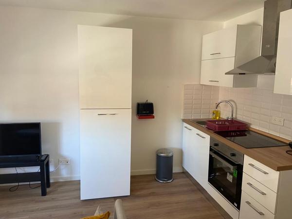 Appartement à louer en bail à mobilité T3 meublé de 62,32m² habitable plus balcon secteur St Charles Marseille