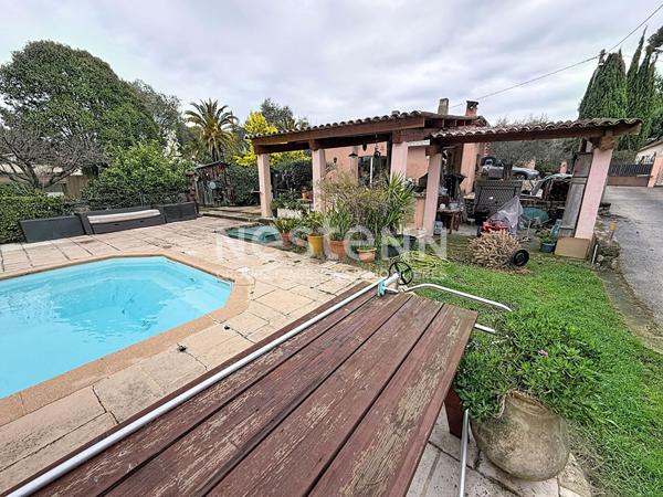 Maison Provençale à vendre à Mougins (Cabrières) 140m2 + dépendance 40m2 - Idéale pour résidence secondaire
