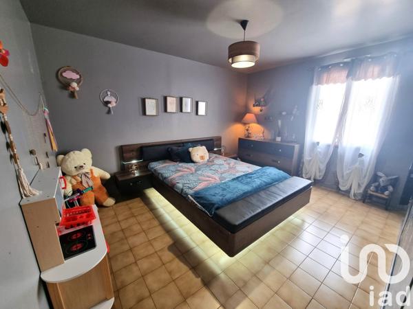 Maison traditionnelle 4 pièces de 140 m² à Caromb (84330)