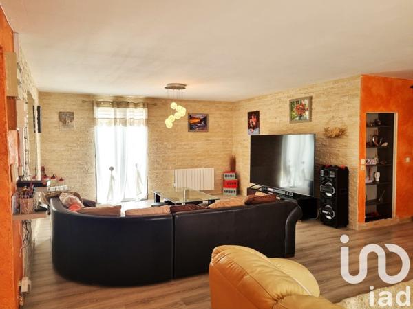 Maison traditionnelle 4 pièces de 140 m² à Caromb (84330)