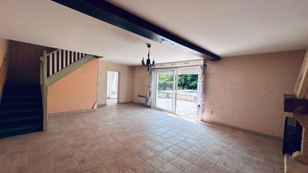 A VENDRE MAISON EN PIERRE AVEC TERRAIN ET ETANG - SECTEUR COUTRAS , Coutras A VENDRE MAISON EN PIERRE AVEC TERRAIN ET ETANG - SECTEUR COUTRAS , Coutras
