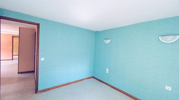 A VENDRE MAISON EN PIERRE AVEC TERRAIN ET ETANG - SECTEUR COUTRAS , Coutras A VENDRE MAISON EN PIERRE AVEC TERRAIN ET ETANG - SECTEUR COUTRAS , Coutras