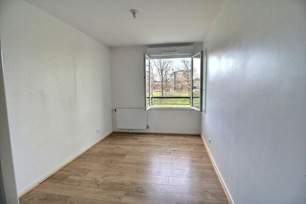 À vendre : Appartement 3 pièces à Massy - Secteur Atlantis + parking et balcon