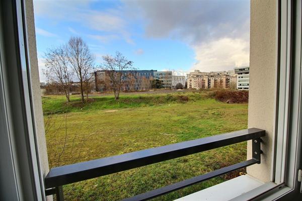 À vendre : Appartement 3 pièces à Massy - Secteur Atlantis + parking et balcon