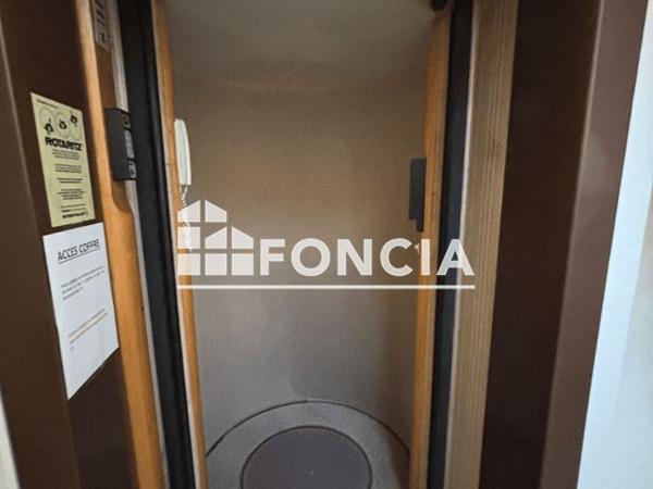 Location Local commercial 2 pièces - 98 RUE CHARDON LAGACHE Paris 75016