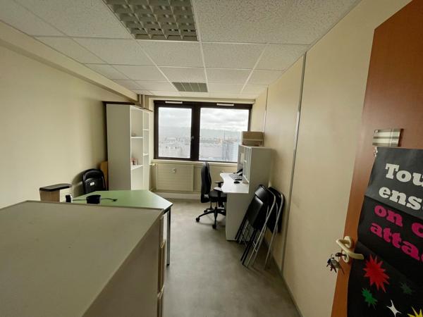 A LOUER : BUREAUX DE 136 M2 À ROUEN RIVE GAUCHE