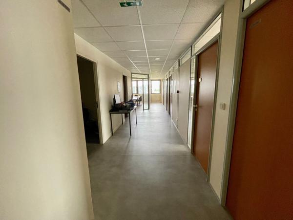 A LOUER : BUREAUX DE 136 M2 À ROUEN RIVE GAUCHE