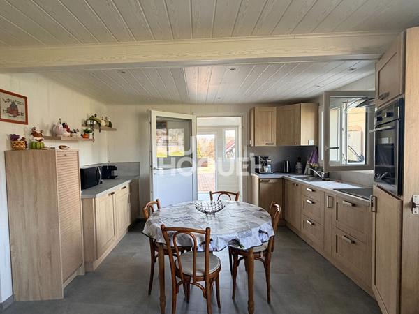 Maison d'exception 253 m² + 2 logements ? Terrain constructible divisible 2451 m²