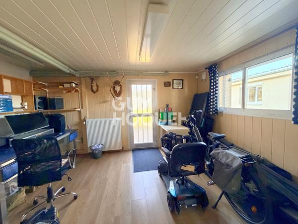 Maison d'exception 253 m² + 2 logements ? Terrain constructible divisible 2451 m²