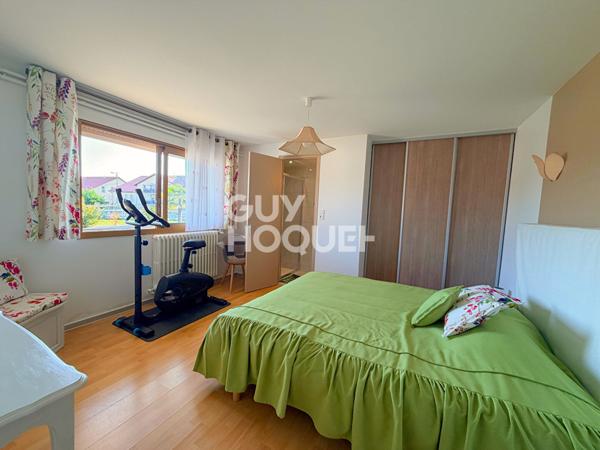 Maison d'exception 253 m² + 2 logements ? Terrain constructible divisible 2451 m²