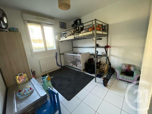 Appartement F3 à vendre  3 pièces - 58 m2 CAVIGNAC - 33