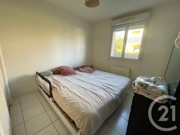 Appartement F3 à vendre  3 pièces - 58 m2 CAVIGNAC - 33