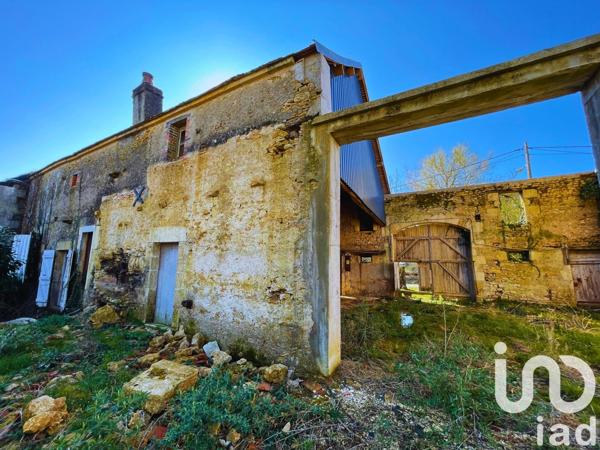 Maison 3 pièces de 60 m² à Châteauneuf-Val-de-Bargis (58350)