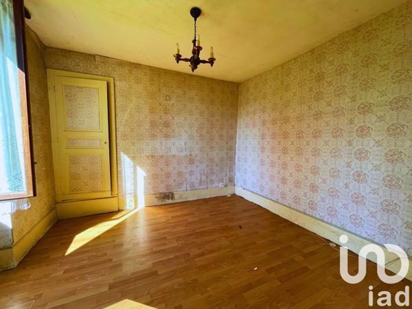 Maison 3 pièces de 60 m² à Châteauneuf-Val-de-Bargis (58350)