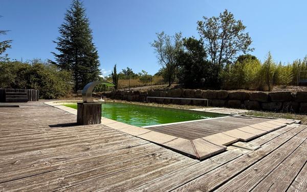 Maison à vendre    5 pièces •  Lablachère