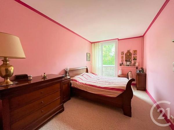 Appartement F3 à vendre  3 pièces - 75 m 2   ELANCOURT  - 78