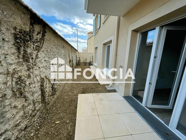 Location Appartement 3 pièces 59.6 m² - ROUTE DE THOIRY/RUE DE L'AMANDIER Neauphle Le Vieux 78640