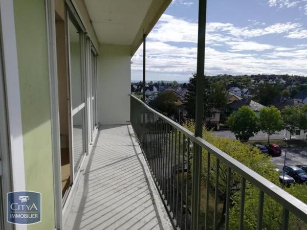 Appartement à louer 4 pièces 74.89m²