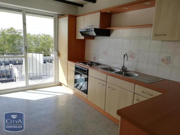 Appartement à louer 4 pièces 74.89m²