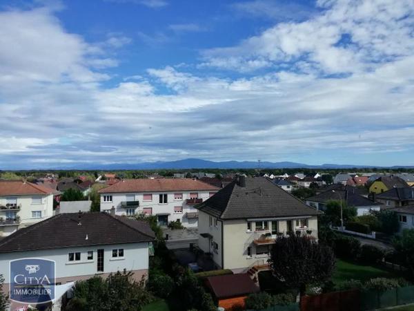 Appartement à louer 4 pièces 74.89m²