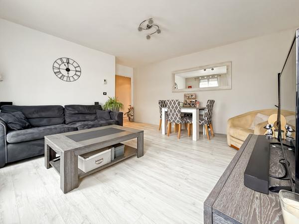 Appartement Courdimanche 3 pièce(s) 57 m2