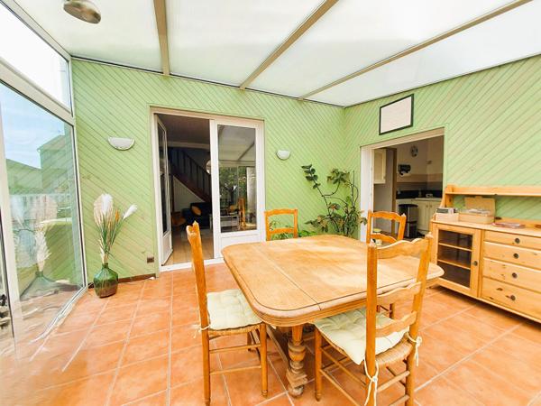 Proche de la citadelle 3 chambres 85 m² hab.