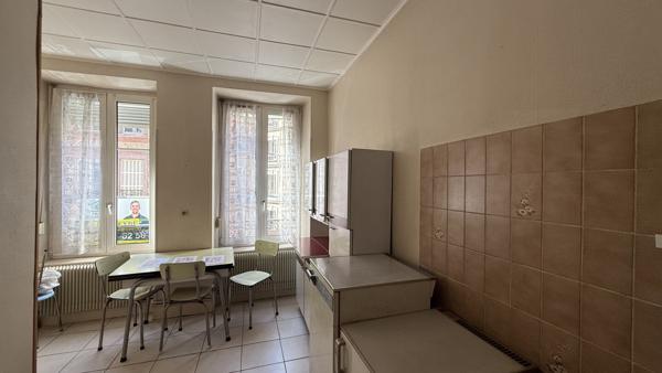 Opportunité rare - HYPER-CENTRE de Strasbourg – Grand T2 à rénover