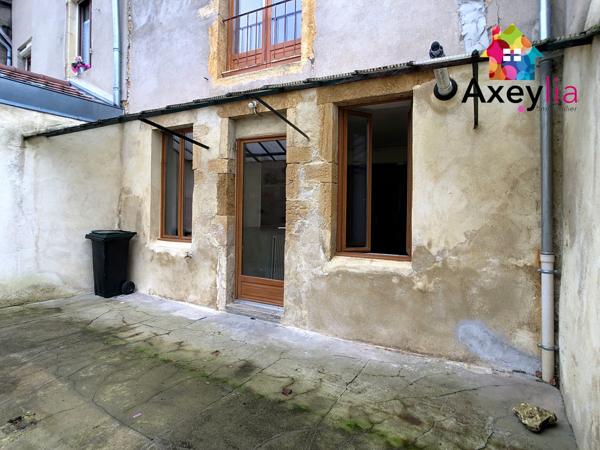 Marcigny (71110) A VENDRE - MARCIGNY CENTRE - MAISON 2 CHAMBRES AVEC COUR