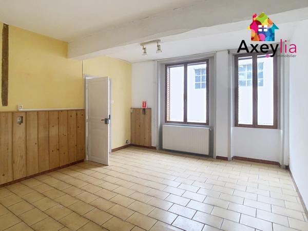 Marcigny (71110) A VENDRE - MARCIGNY CENTRE - MAISON 2 CHAMBRES AVEC COUR