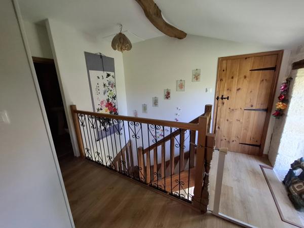 Charmante ferme rénovée dans un hameau paisible avec de magnifiques jardins