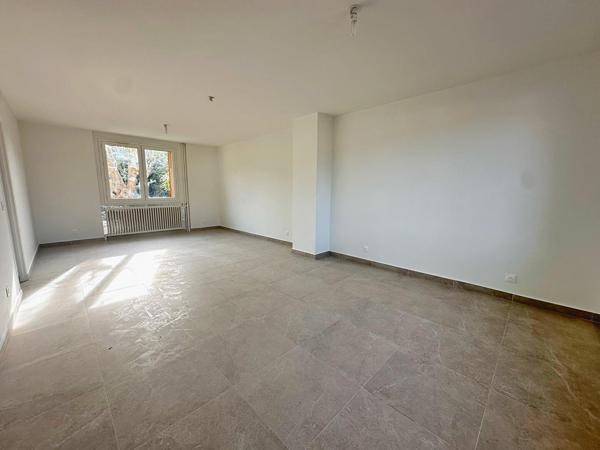 NANTERRE - QUARTIER MONT VALERIEN