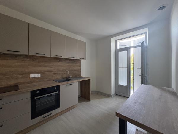 Appartement T4 avec terrasse et balcon