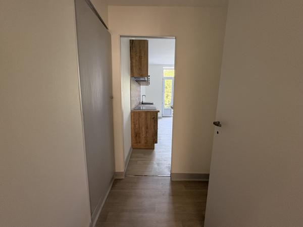 Appartement T4 avec terrasse et balcon