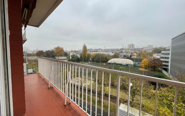 Appartement à vendre    4 pièces •  Gentilly