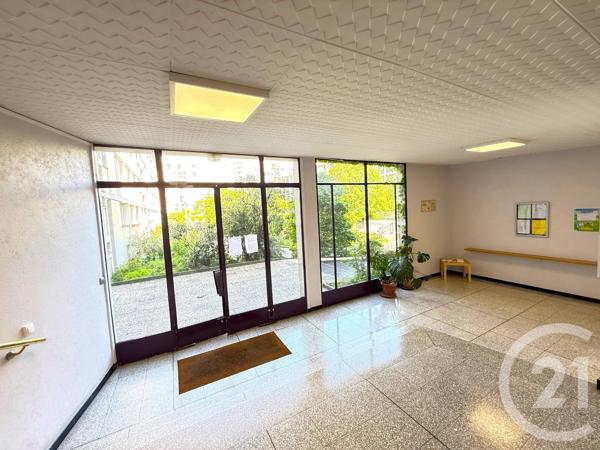 Appartement F5 à vendre  5 pièces - 97 m 2   PARIS  - 75020