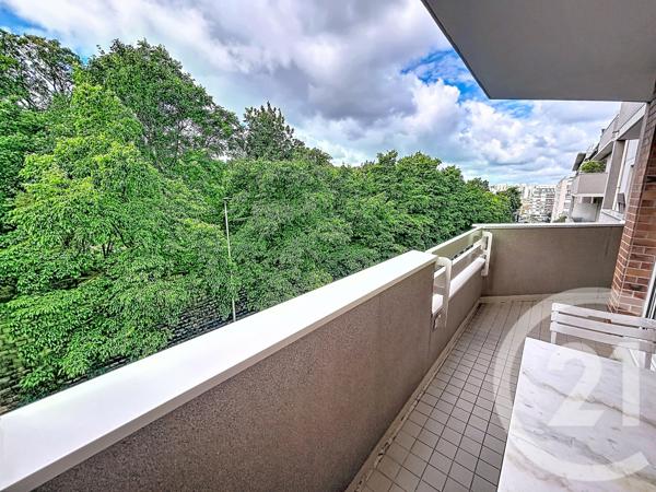 Appartement F5 à vendre  5 pièces - 97 m 2   PARIS  - 75020