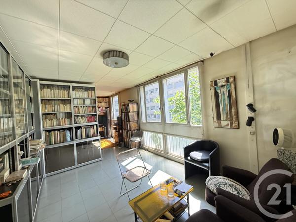 Appartement F5 à vendre  5 pièces - 97 m 2   PARIS  - 75020