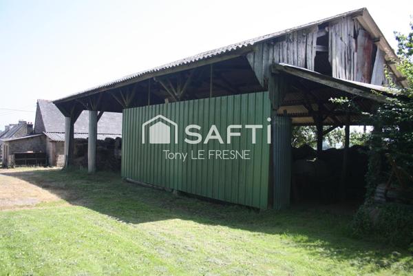 Bâtisse à rénover entièrement avec son terrain constructible à la campagne