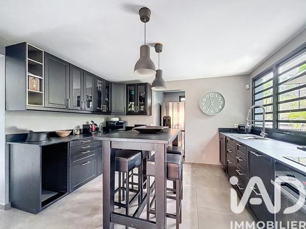 Maison à vendre 5 pièces 205 m² Saint-Paul