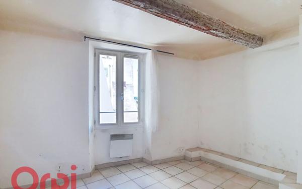 Maison à vendre    2 pièces •  La Cadière-d'Azur