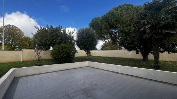 Maison 3 chambres avec garage et jardin