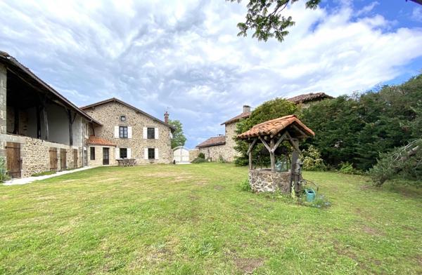 Maison de caractère de 4 chambres en pleine campagne, avec près de 2ha de terrain attenant