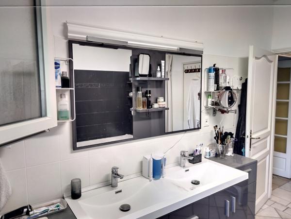 Maison de campagne d'environ 170m² avec piscine sur terrain de 4.739m² Bram (11150)