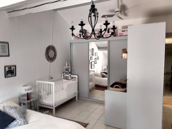 Maison de campagne d'environ 170m² avec piscine sur terrain de 4.739m² Bram (11150)